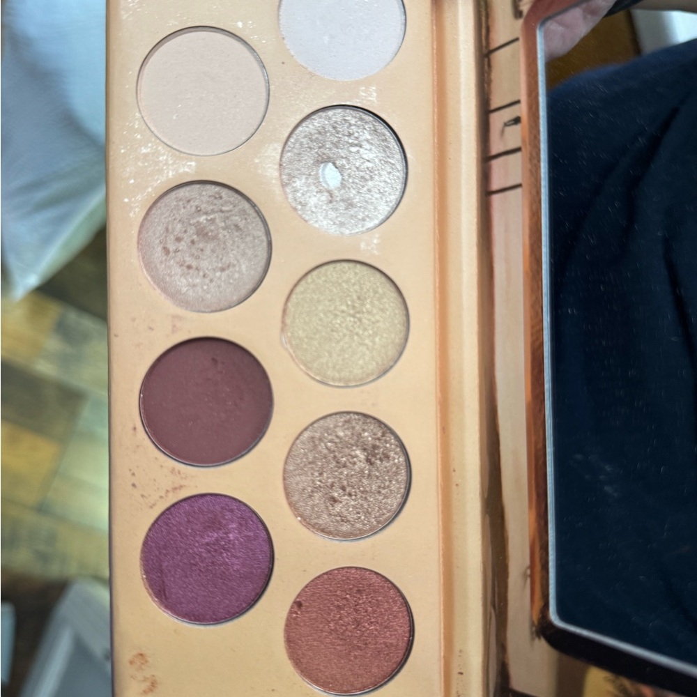 Essence Olá Rio Eyeshadow Palette